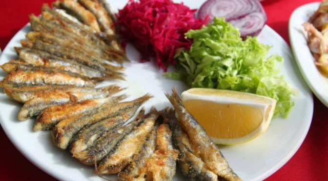 Middle Eastern Cooking 013: Hamsi Tava, Deep Fried Anchovy, istanbul 2012 Nov.