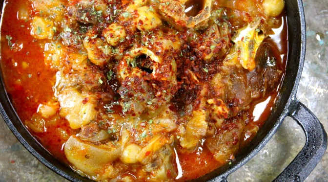 Etli Soganli Yahni, Southern Turkish Mutton stew with Onion